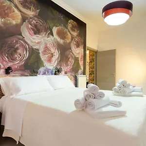 Peoniamaximahouse -piazza Bologna- , Roma Italia